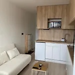 Sky In The Center Apartment